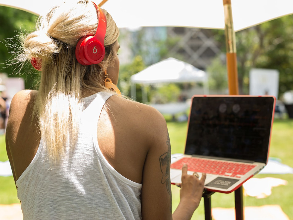 DJ Viva Latina