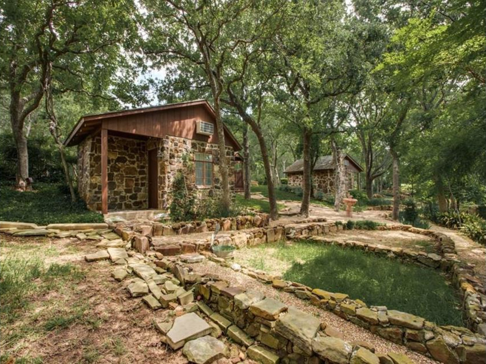 1213 Noble Way