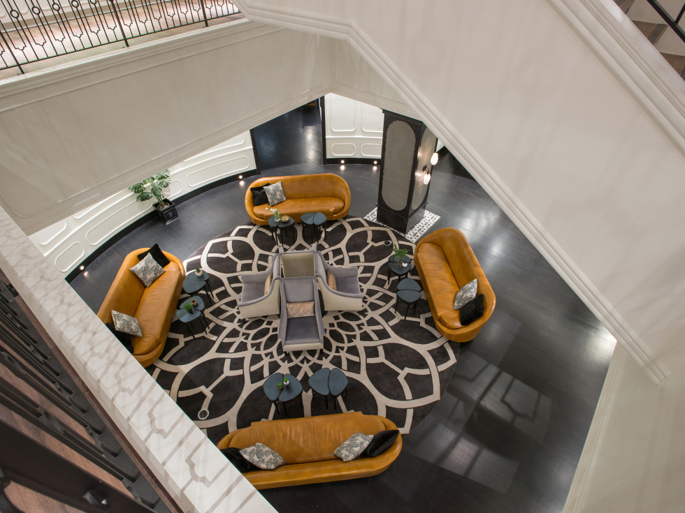 Magnolia Hotel lobby