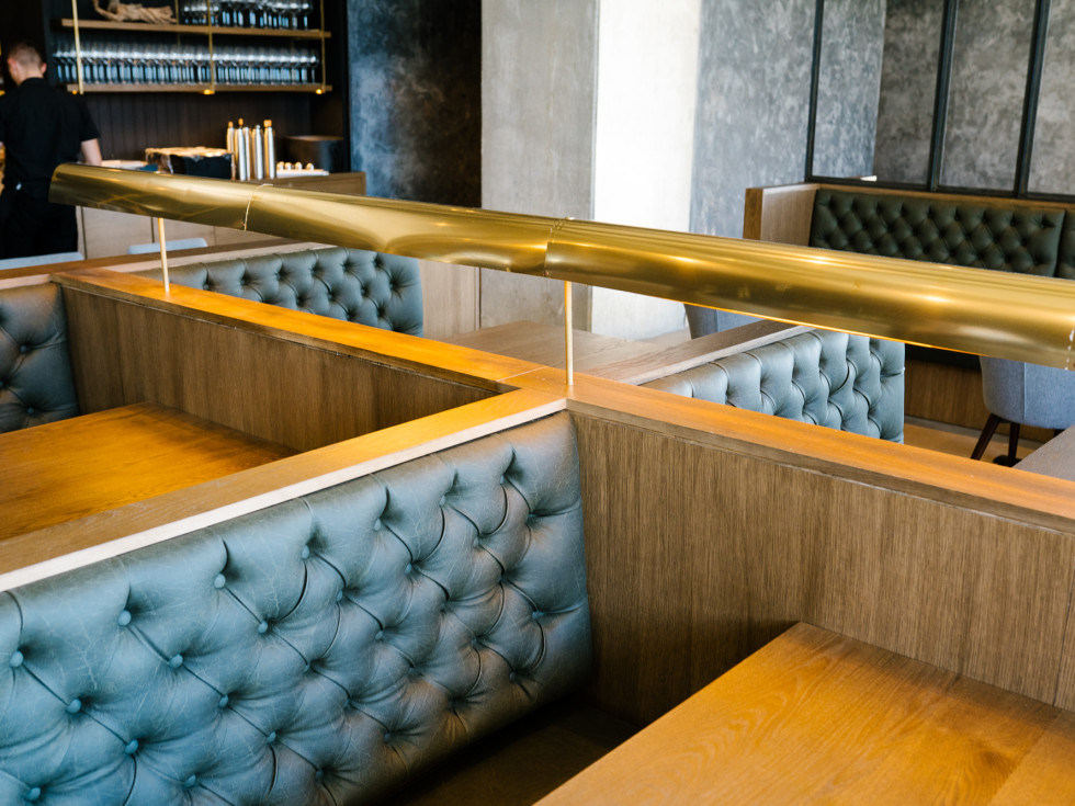 hestia dining room table
