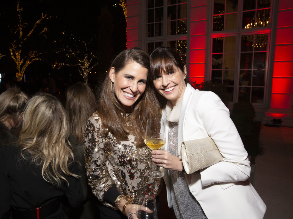 Legacy Community Health Services cocktail party 2019 Laura Fondren and Marnie Greenwood