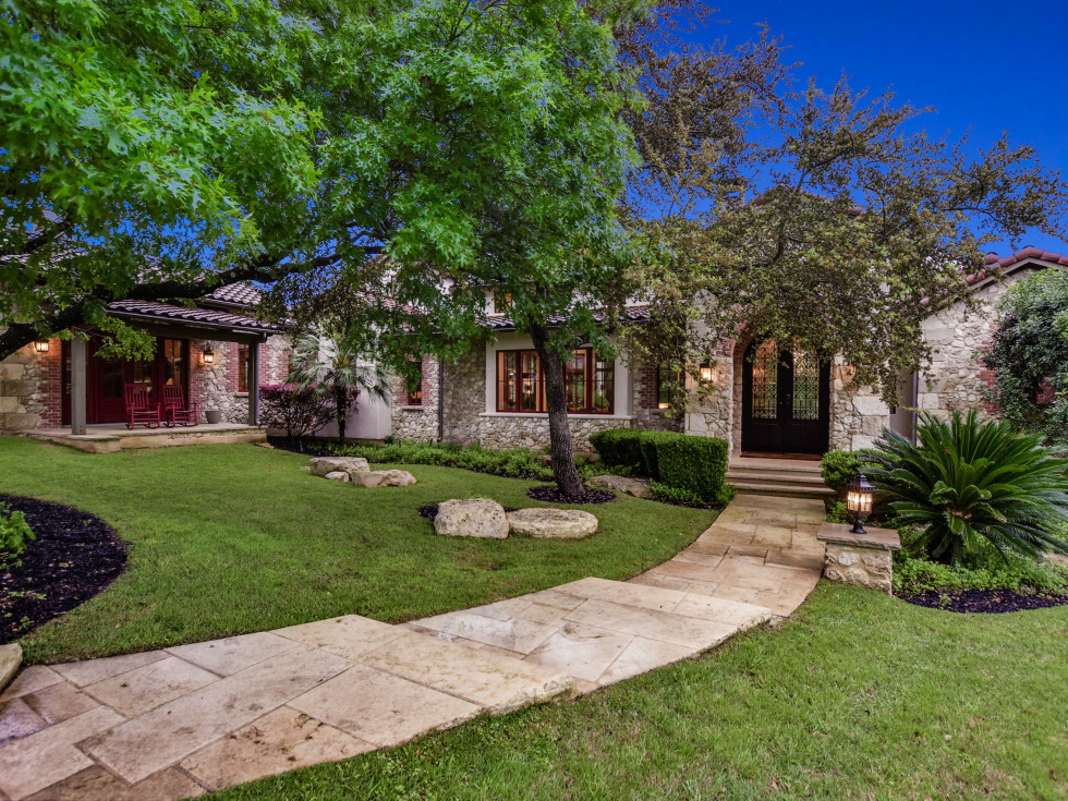 ATX_521 Brandon Way
