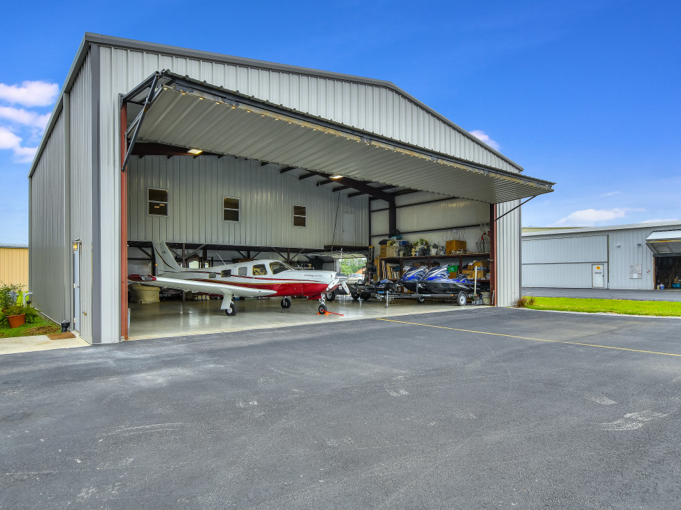 ATX_222 Airstrip