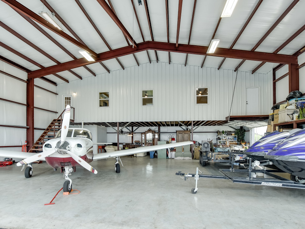 ATX_222 Airstrip