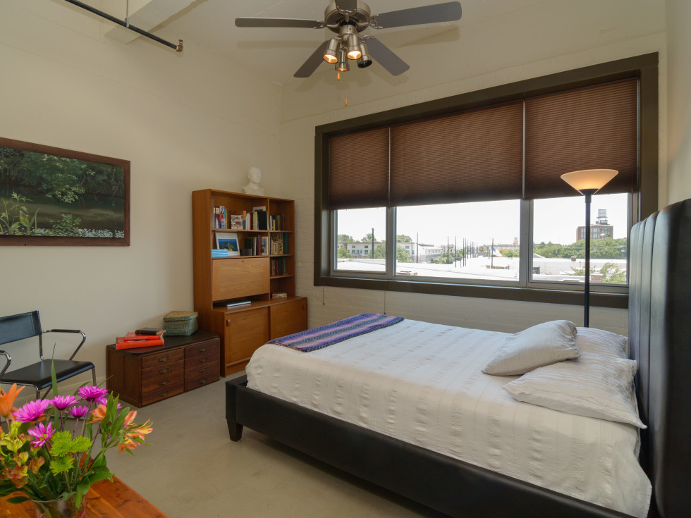 SA_831 S Flores St #2306