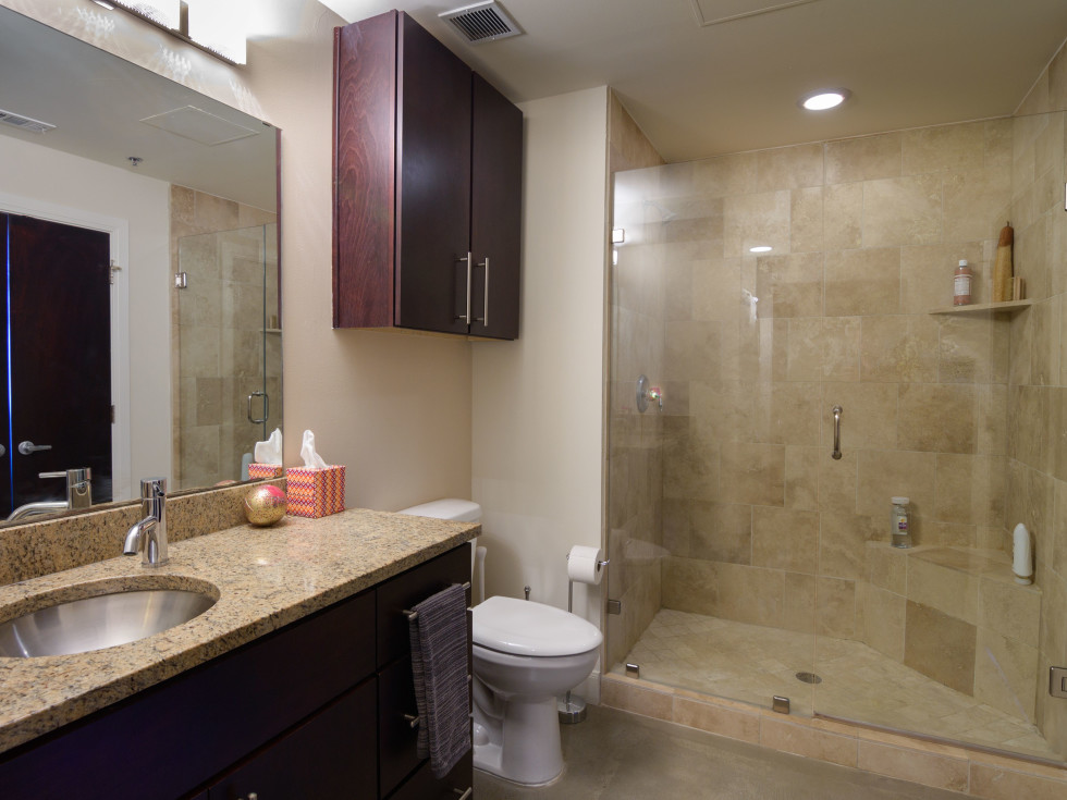 SA_831 S Flores St #2306