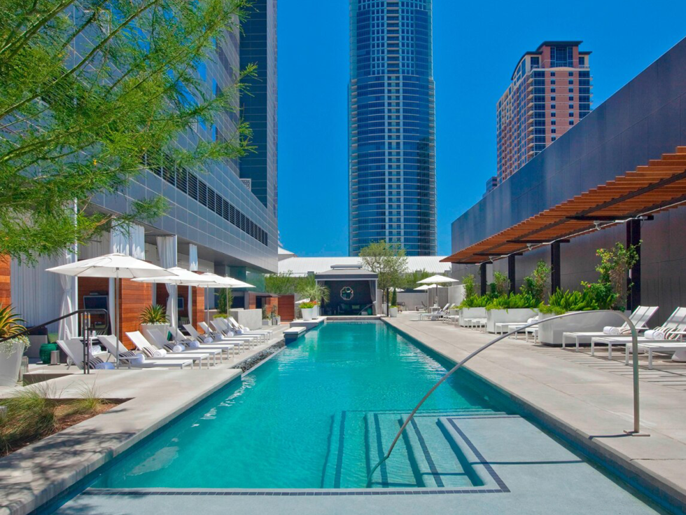 WET Deck pool