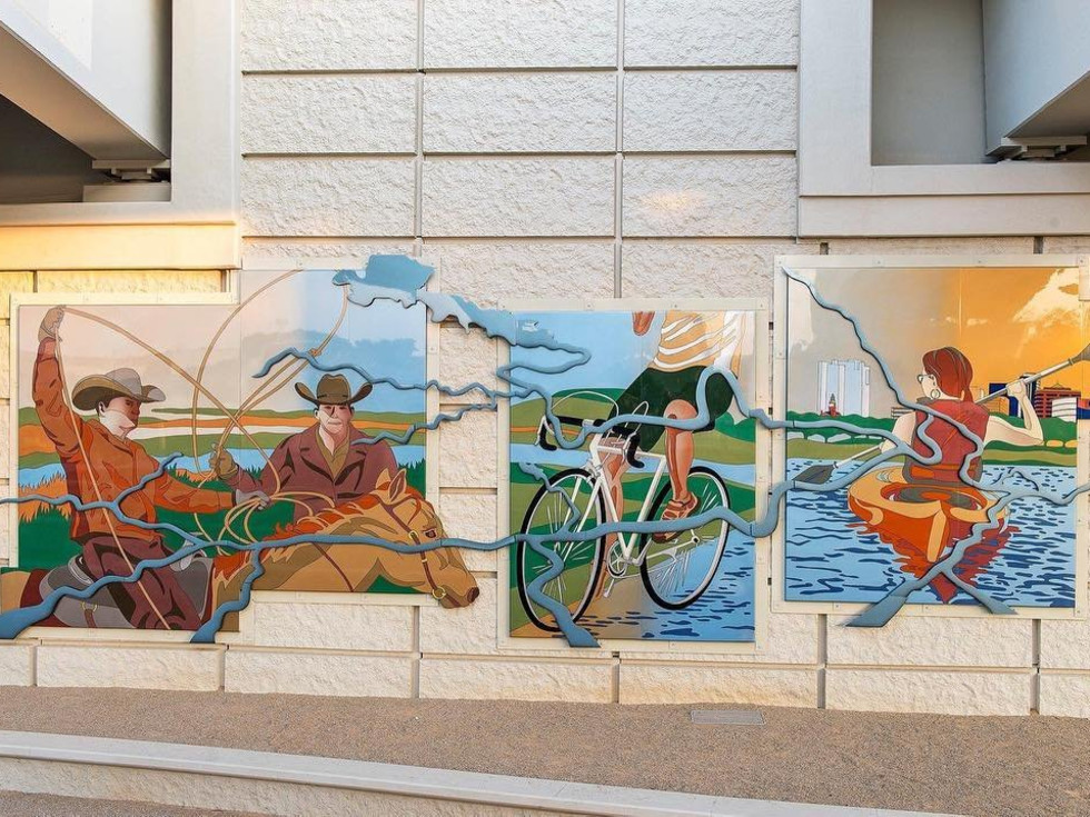 Devin Nowlin's "Trailing the Trinity" mural in Fort Worth