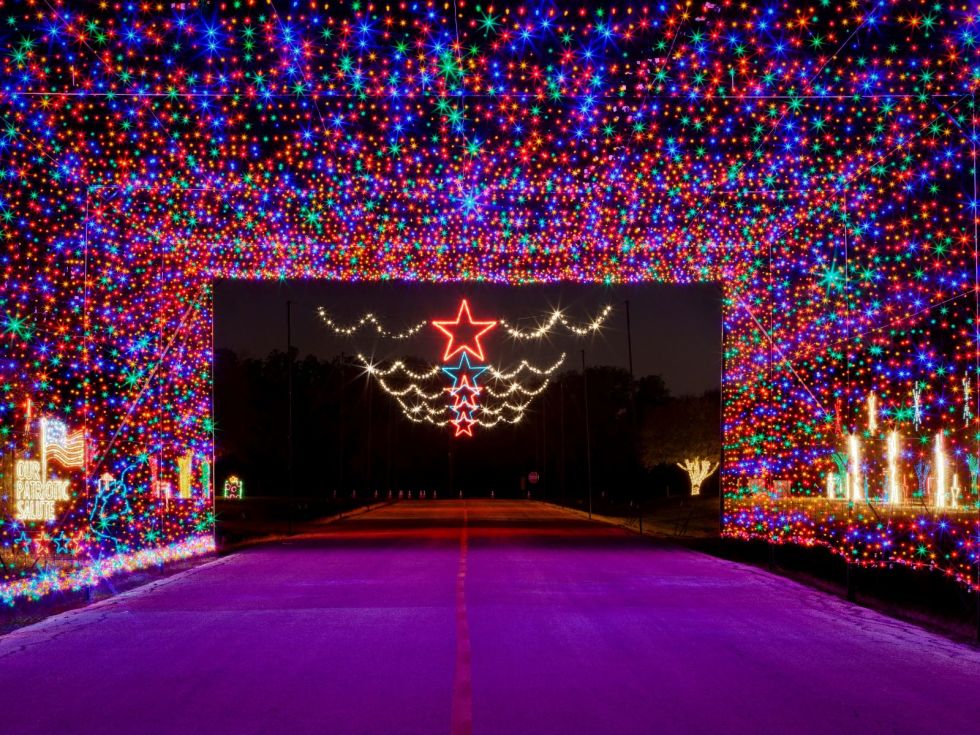 Where to see the most spectacular Christmas lights in Dallas for 2021