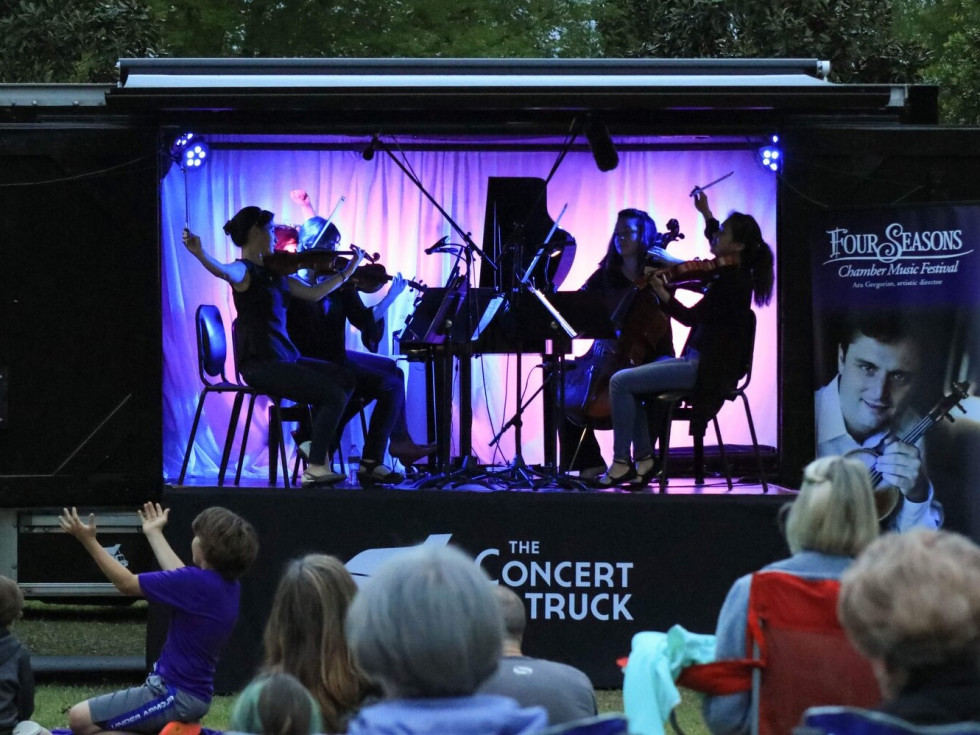 Dallas Symphony takes shows on the road with mobile concert truck