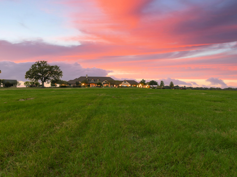 Pigpen Ranch Somerville Texas for sale