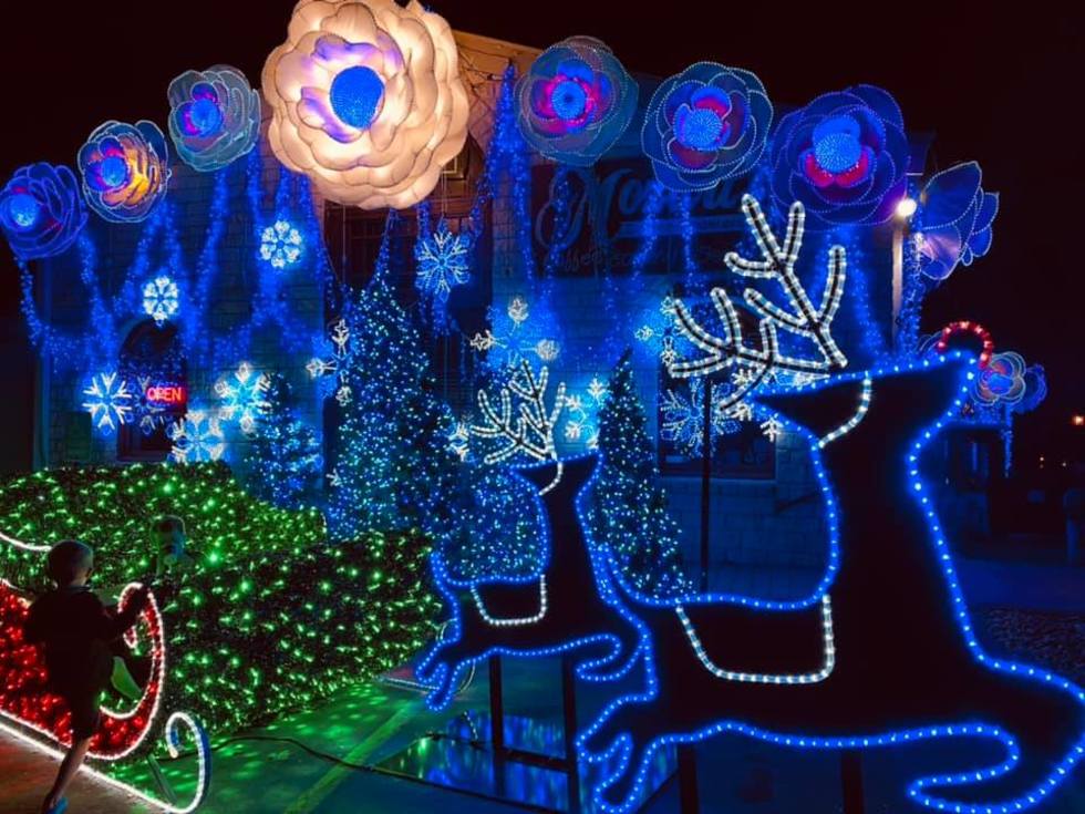 Austin Christmas Lights 2022 Austin Drive-Thru And Walkable Holiday Lights To Keep Spirits Bright -  Culturemap Austin