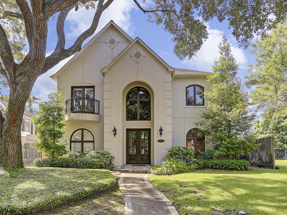 3724 Wroxton Rd. Houston, TX