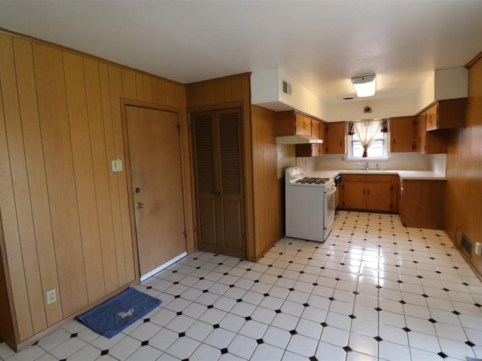 2621 San Medina