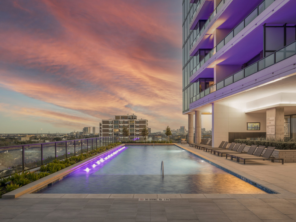 La Colombe d'Or 2021 tower residence pool