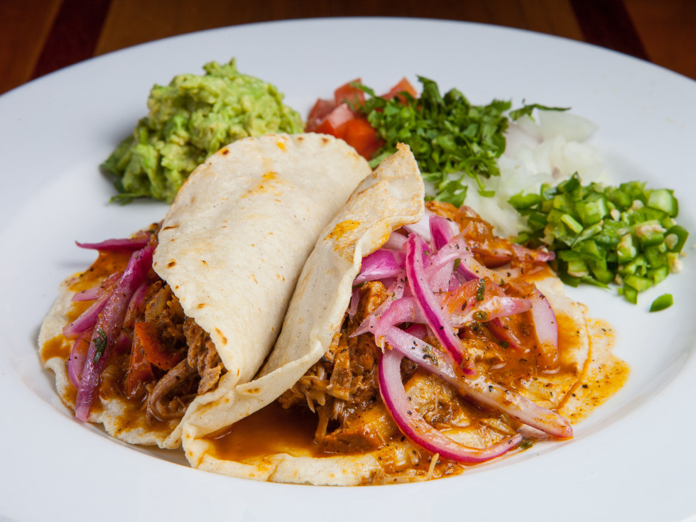 Picos tacos cochinita pibil