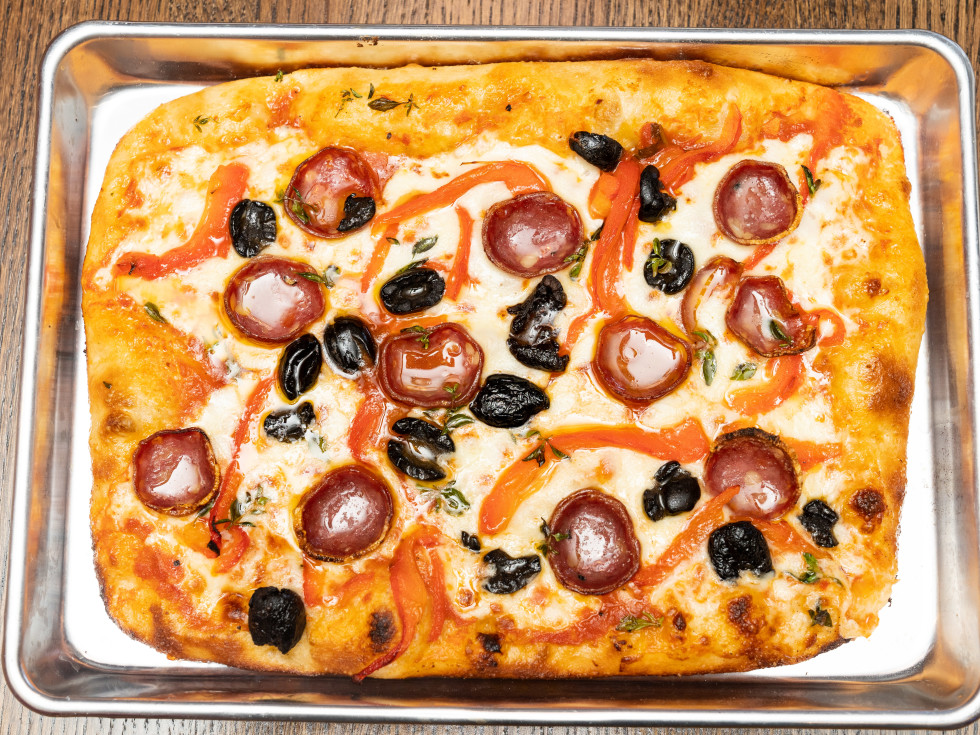 Fegen's restaurant Gaitano's Cosenza square