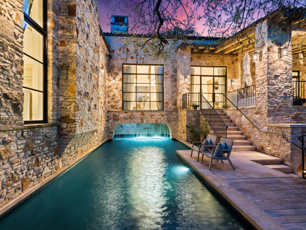 ATX_3901 Island Knoll Drive