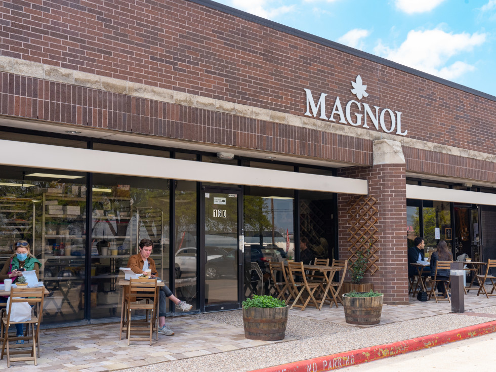 Magnol French Baking patio