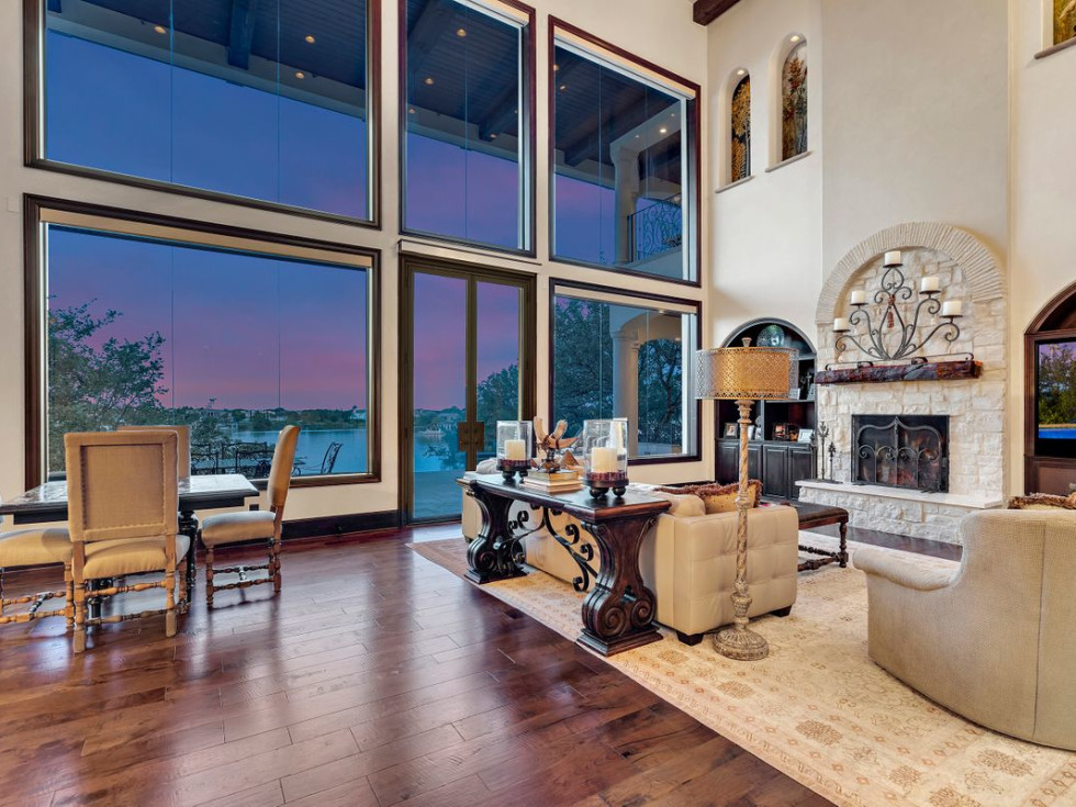 1313 Apache Tears Lake LBJ home