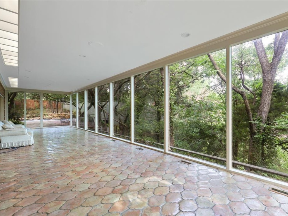5336 Rock Cliff