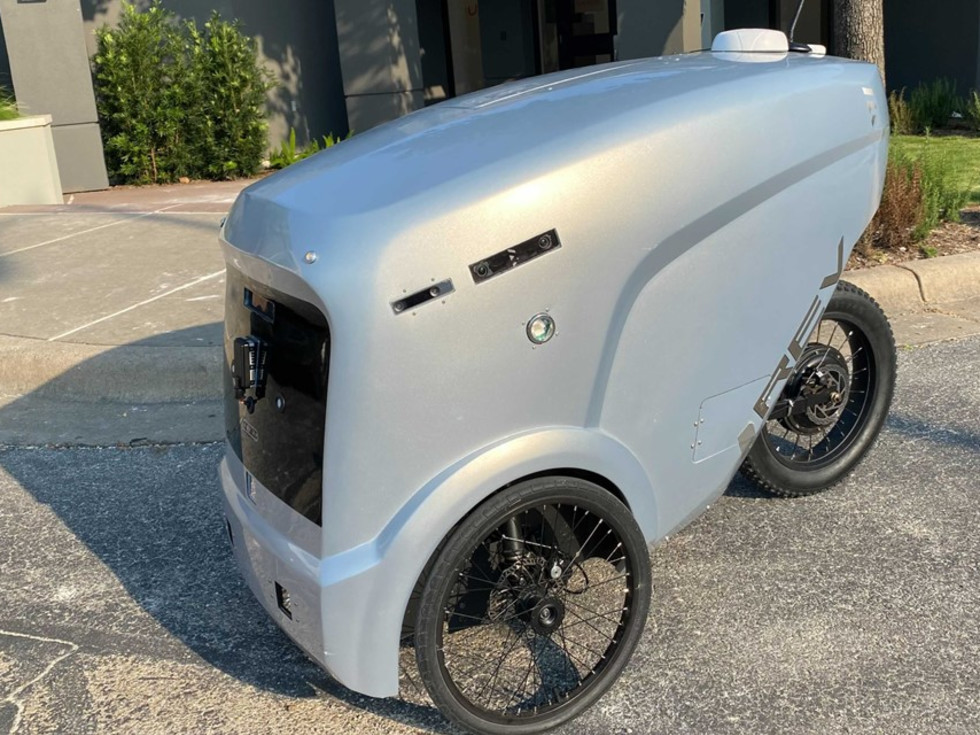 New robot food delivery rolls into popular Austin neighborhoods