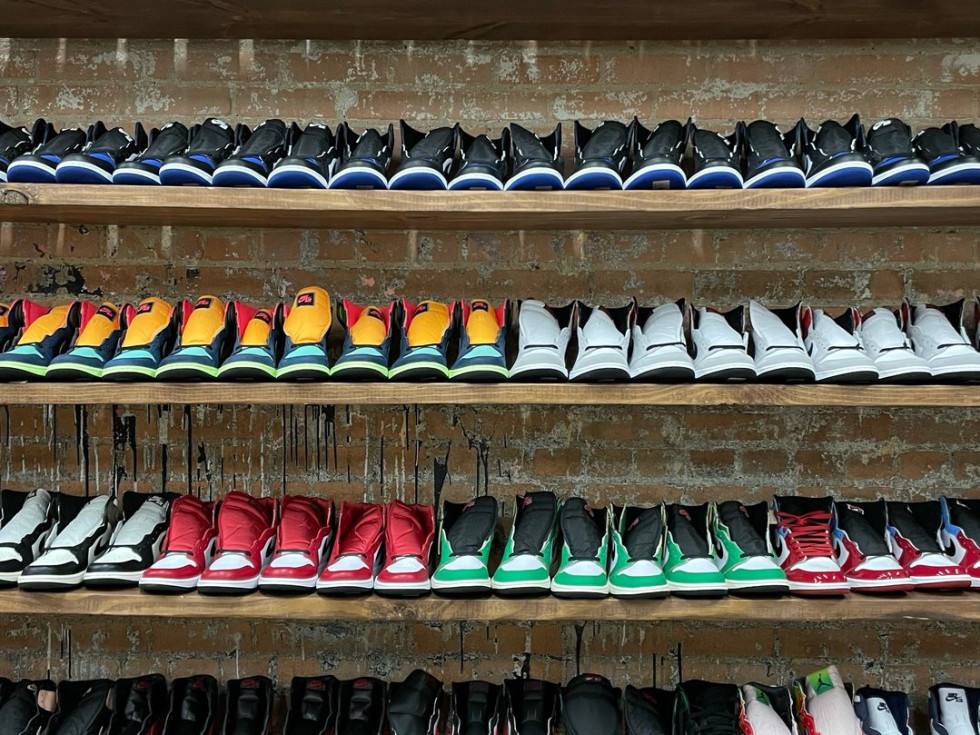 Nollege clothing shoes Houston