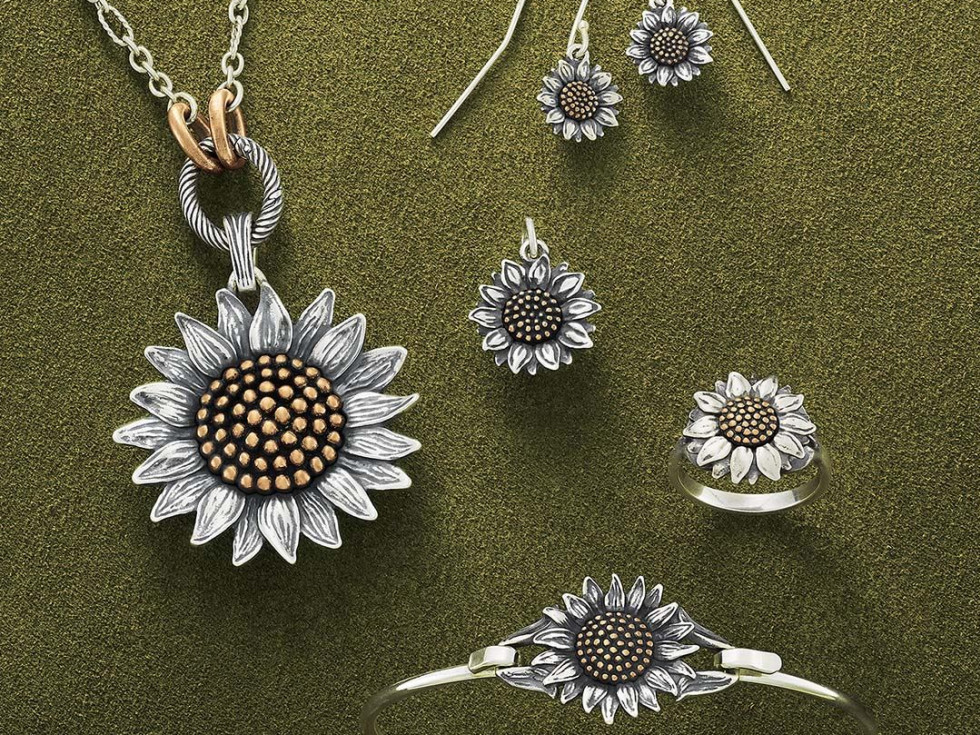 Avery jewelry near me clearance