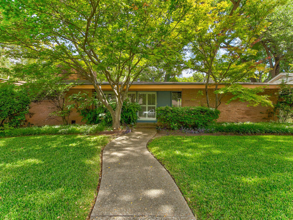 3225 Spanish Oaks Dr Fort Worth house