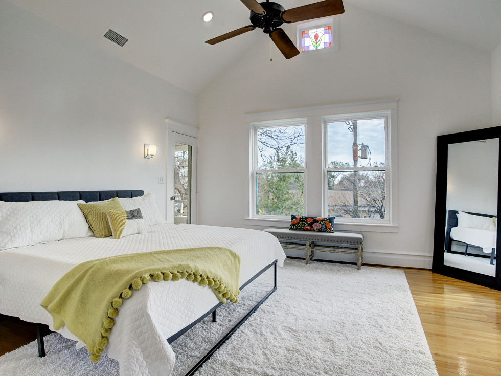 607 Harvard house for sale