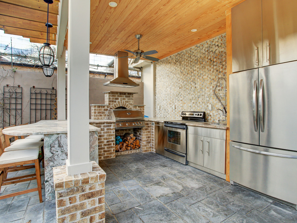 607 Harvard house for sale