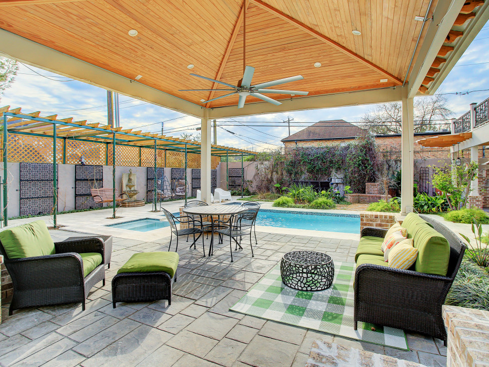 607 Harvard house for sale