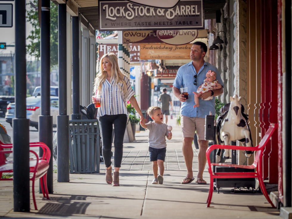 Family on Main Street in Fredericksburg