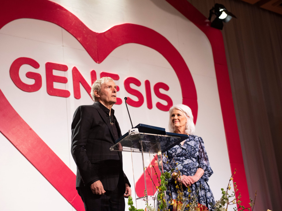 Michael Bolton and Jan Langbein, Genesis Women’s Shelter & Support CEO