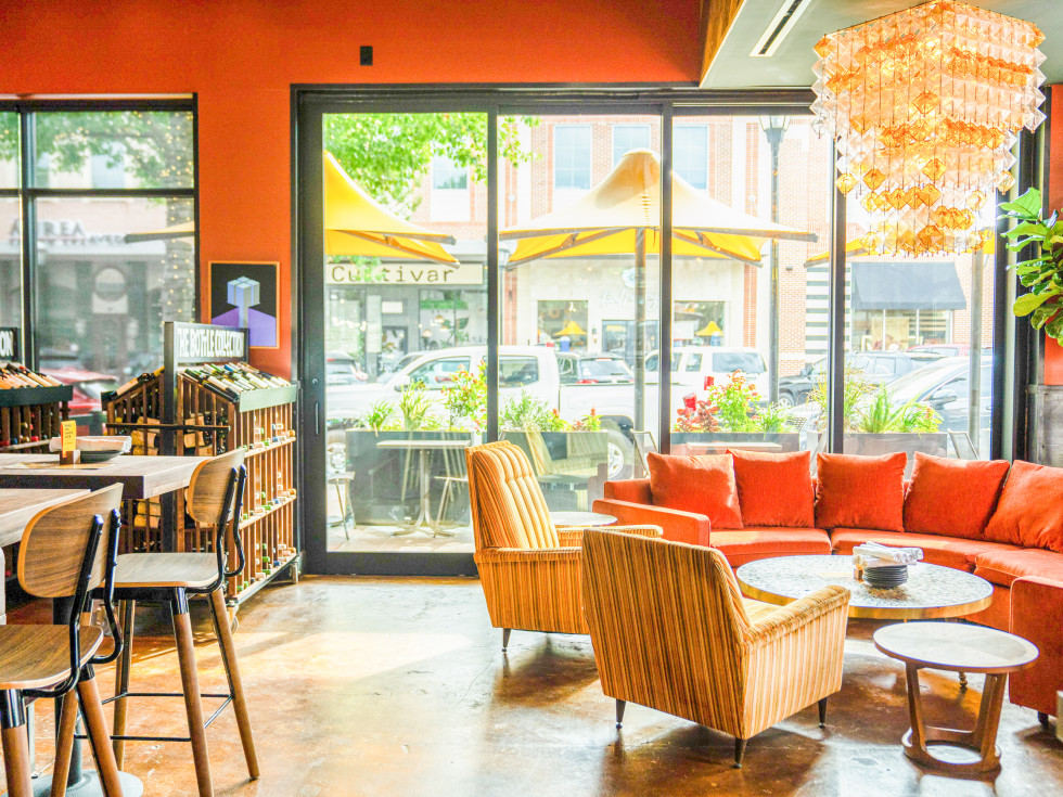 Houston's buzziest wine bar and restaurant uncorks new Katy location