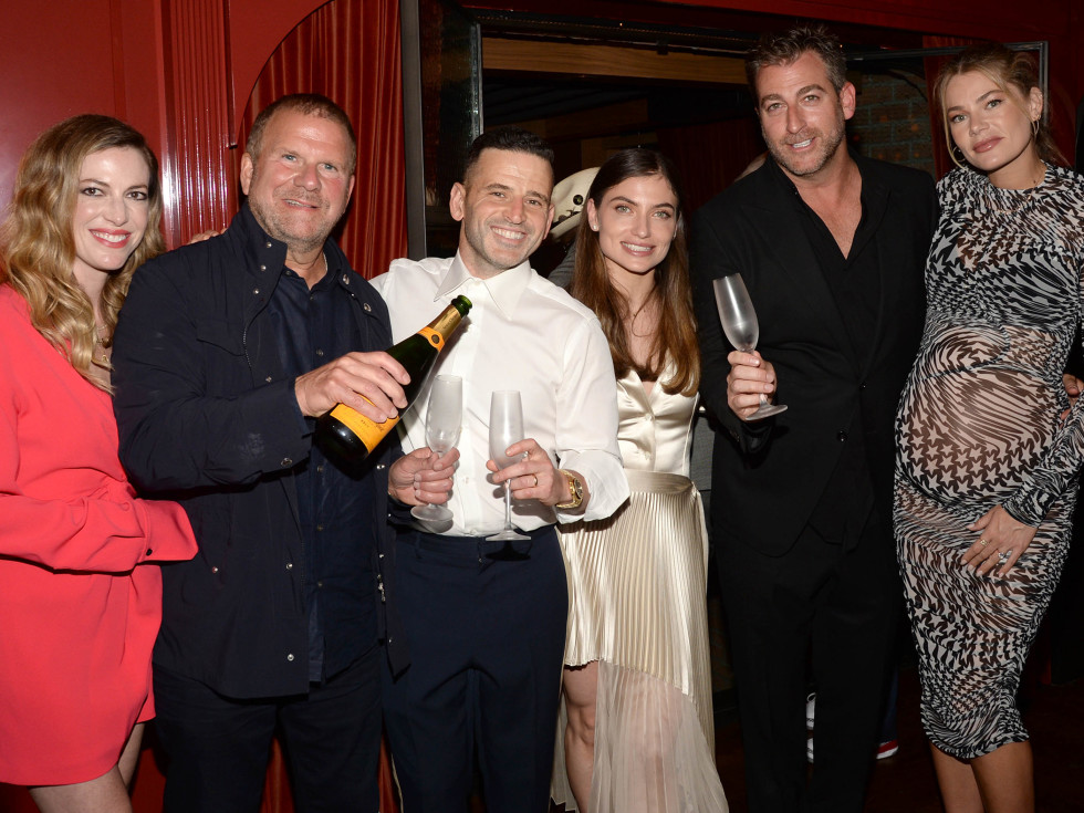 Tilman Fertitta Catch LA opening 2022 (L-R) Lauren and Tilman Fertitta, Eugene Remm, Valerie Goldin-Remm, Mark Birnbaum and Tori Praver