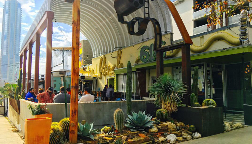 5 things to know in food right now: Austin's iconic Ranch 616 reopens - Vimarsana News
