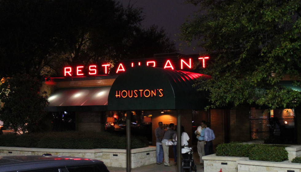 Galleriaarea restaurant's sudden shutter shocks Houston diners