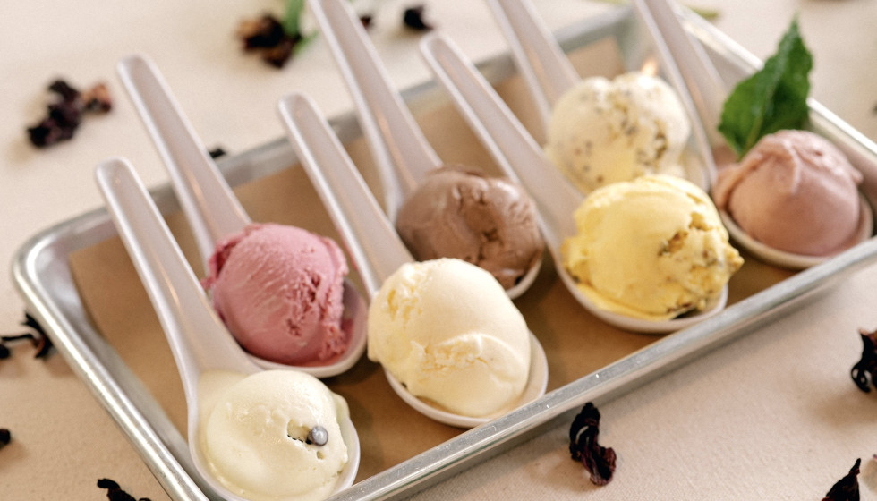 The scoop on Montrose's craftiest ice cream spot, plus hot food news - Vimarsana News