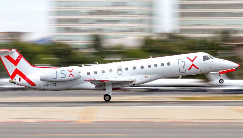 Dallas-based JSX hop-on jets will beam up to SpaceX’s Starlink for free inflight Wi-Fi