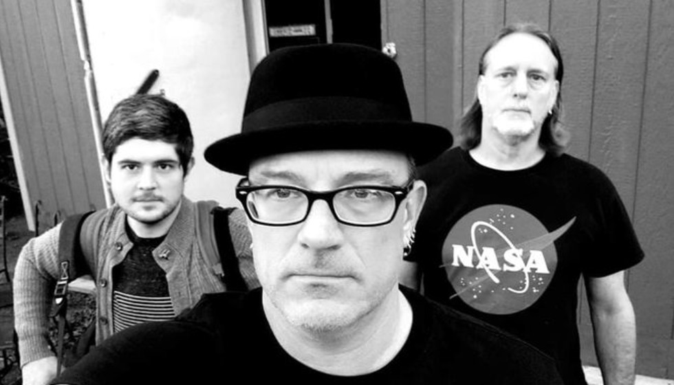 Dallas supergroup Thanksgiving Lights beats obstacles with new album - Vimarsana News