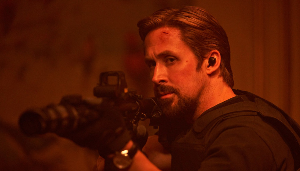 Ryan Gosling goes into action-hero mode in drab thriller The Gray Man - Vimarsana News