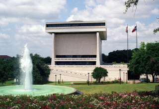 Austin Photo Set: News_Lynn Freehill_LBJ library redesign_Dec 2011_exterior