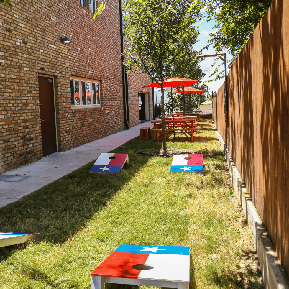 New East Austin bar with cool patio quietly opens its doors