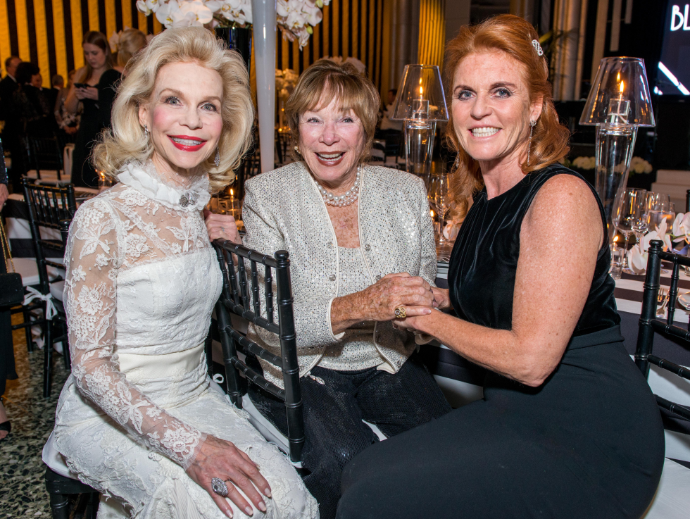 News, Shelby, Museum of Fine Arts gala, Oct. 2015, Lynn Wyatt, Shirley McClain, Duchess of York