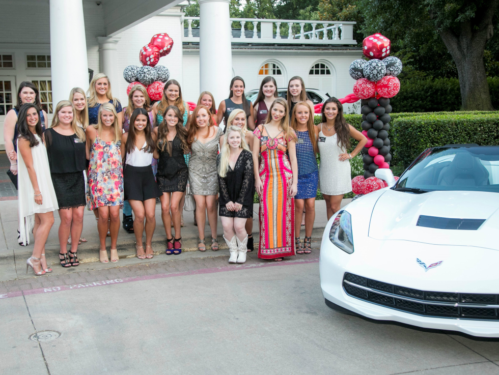 2015-16 Dallas Symphony Orchestra League debutantes