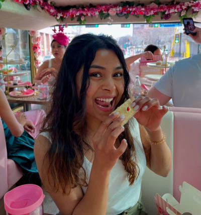 Anisha Holla headshot