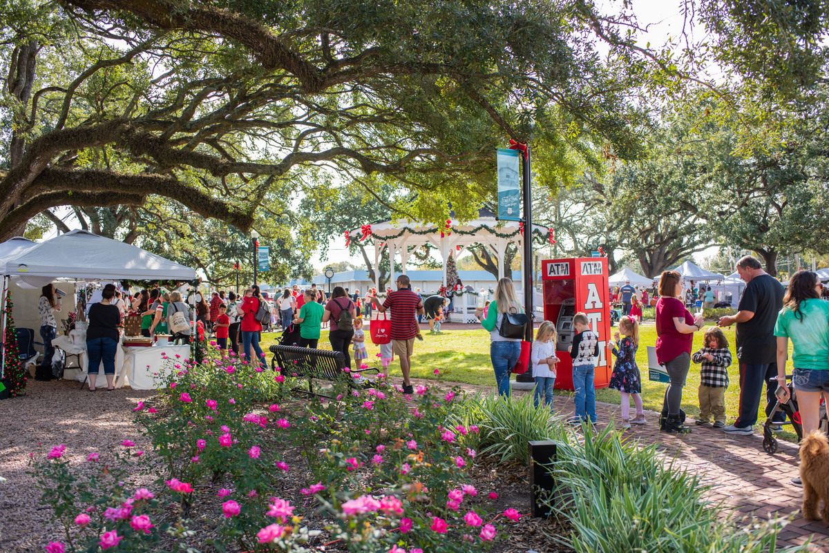 Celebrate the season in League City CultureMap
