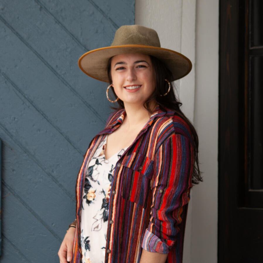 Brianna Caleri headshot