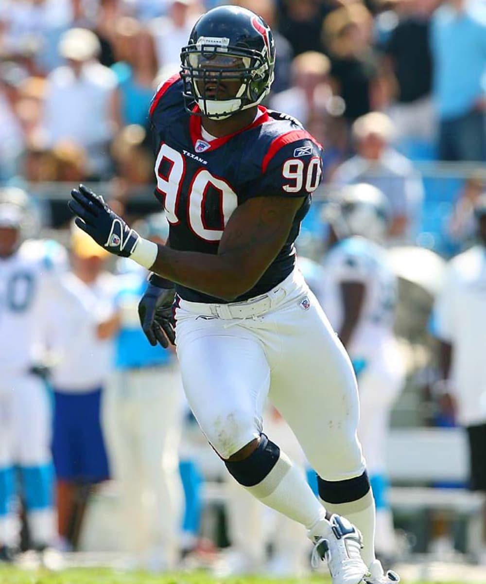 Andre Johnson Fights Cortland Finnegan During Titans-Texans Game